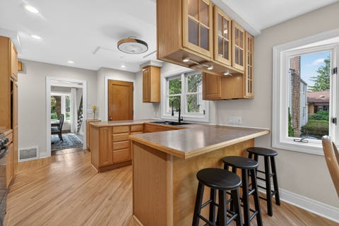 Tiny photo for 433 S Euclid Avenue, Villa Park, IL 60181 (MLS # 12719890)