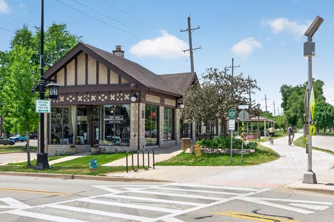 Tiny photo for 433 S Euclid Avenue, Villa Park, IL 60181 (MLS # 12719890)