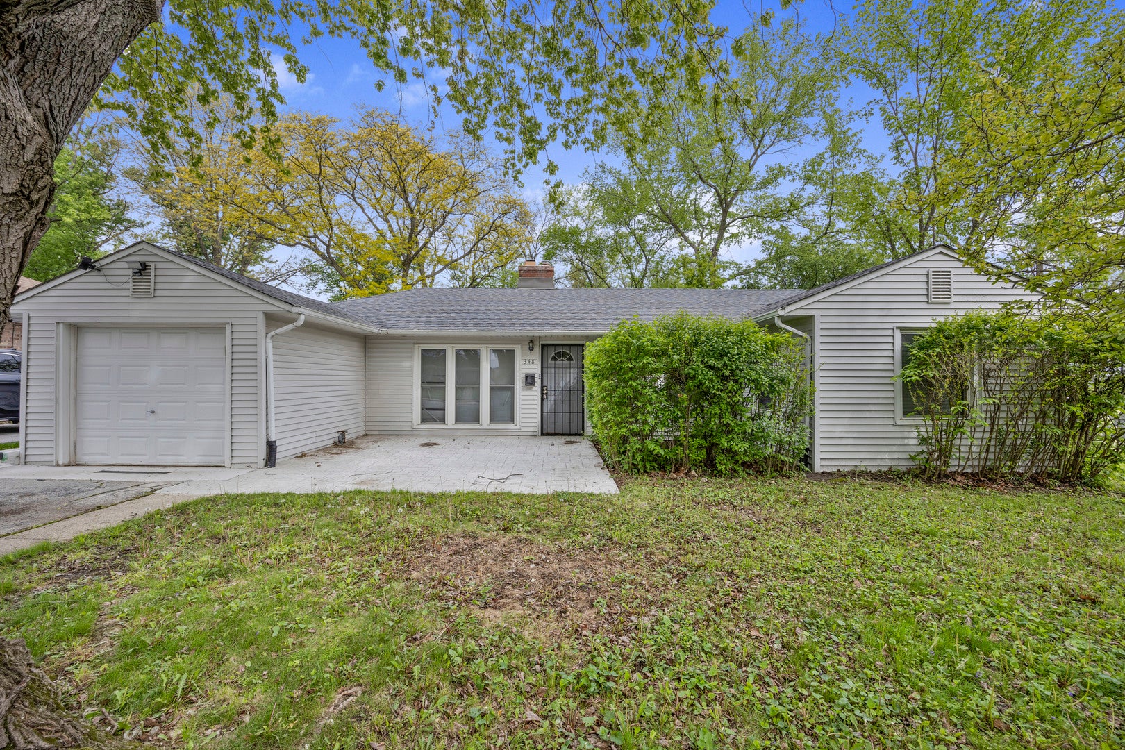 348 Niagara Street
