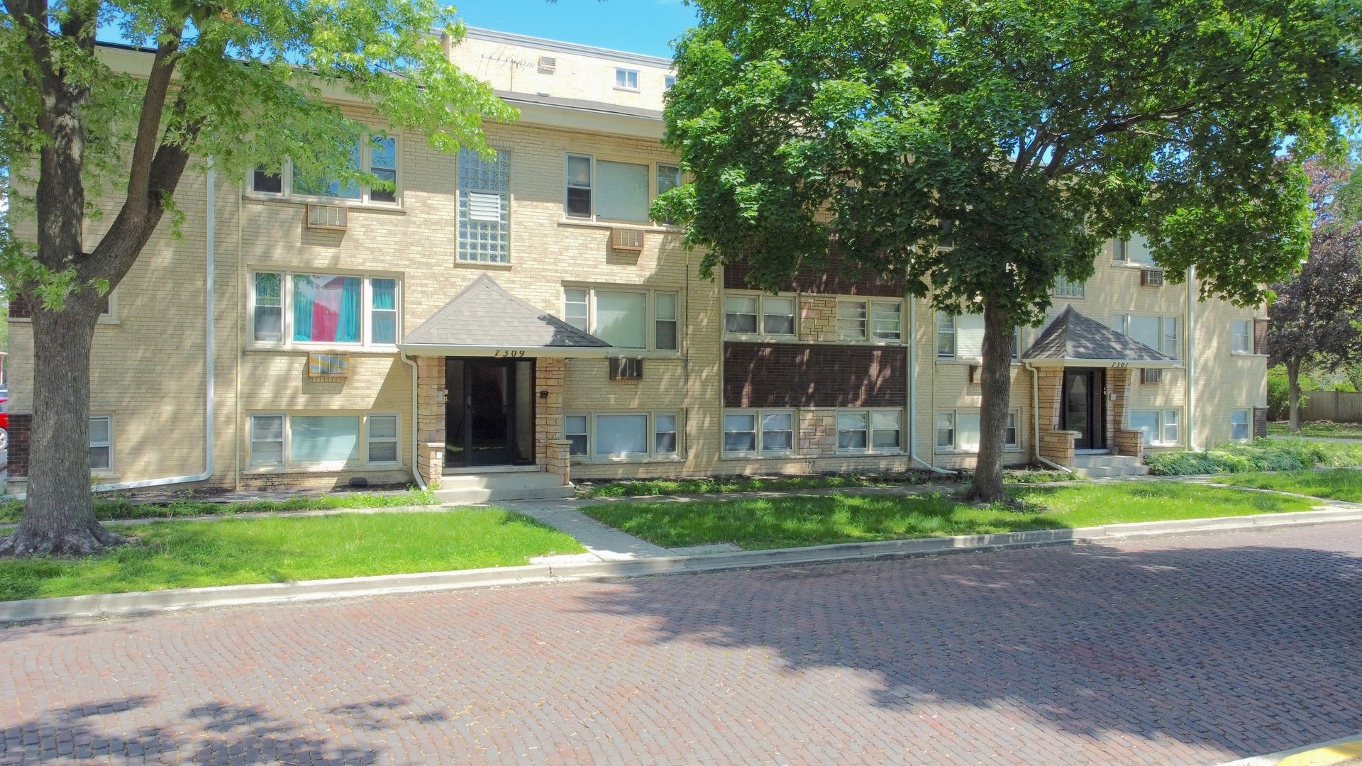 7301-09 Dixon Street