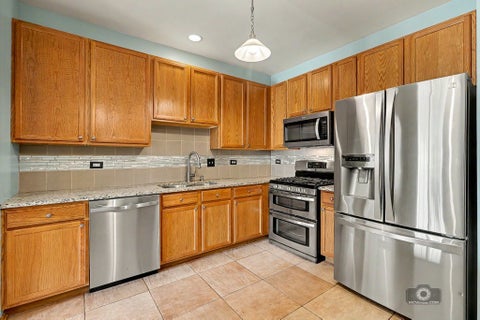 Tiny photo for 11S490 Rachael Court, Willowbrook, IL 60527 (MLS # 12730172)