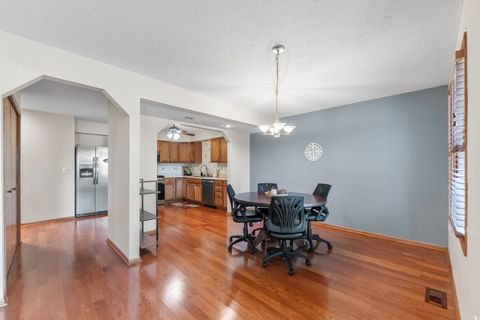 Tiny photo for 1169 Golf Court, DeKalb, IL 60115 (MLS # 12542058)
