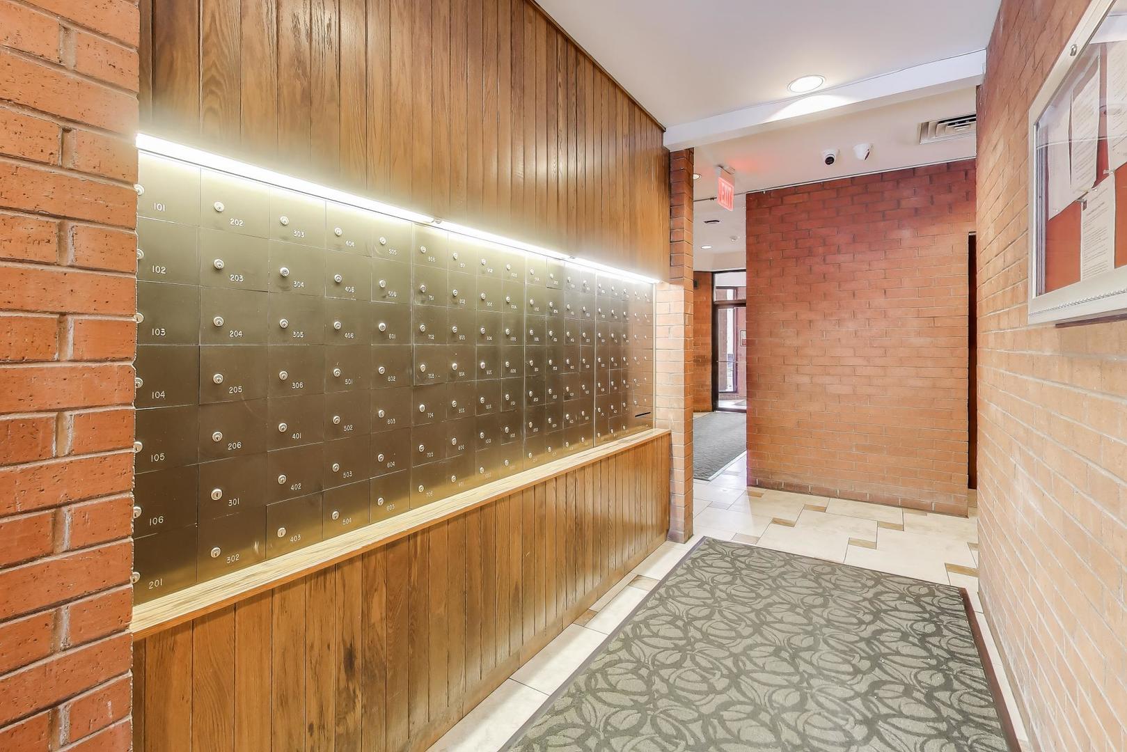 901 S Plymouth Court 1904