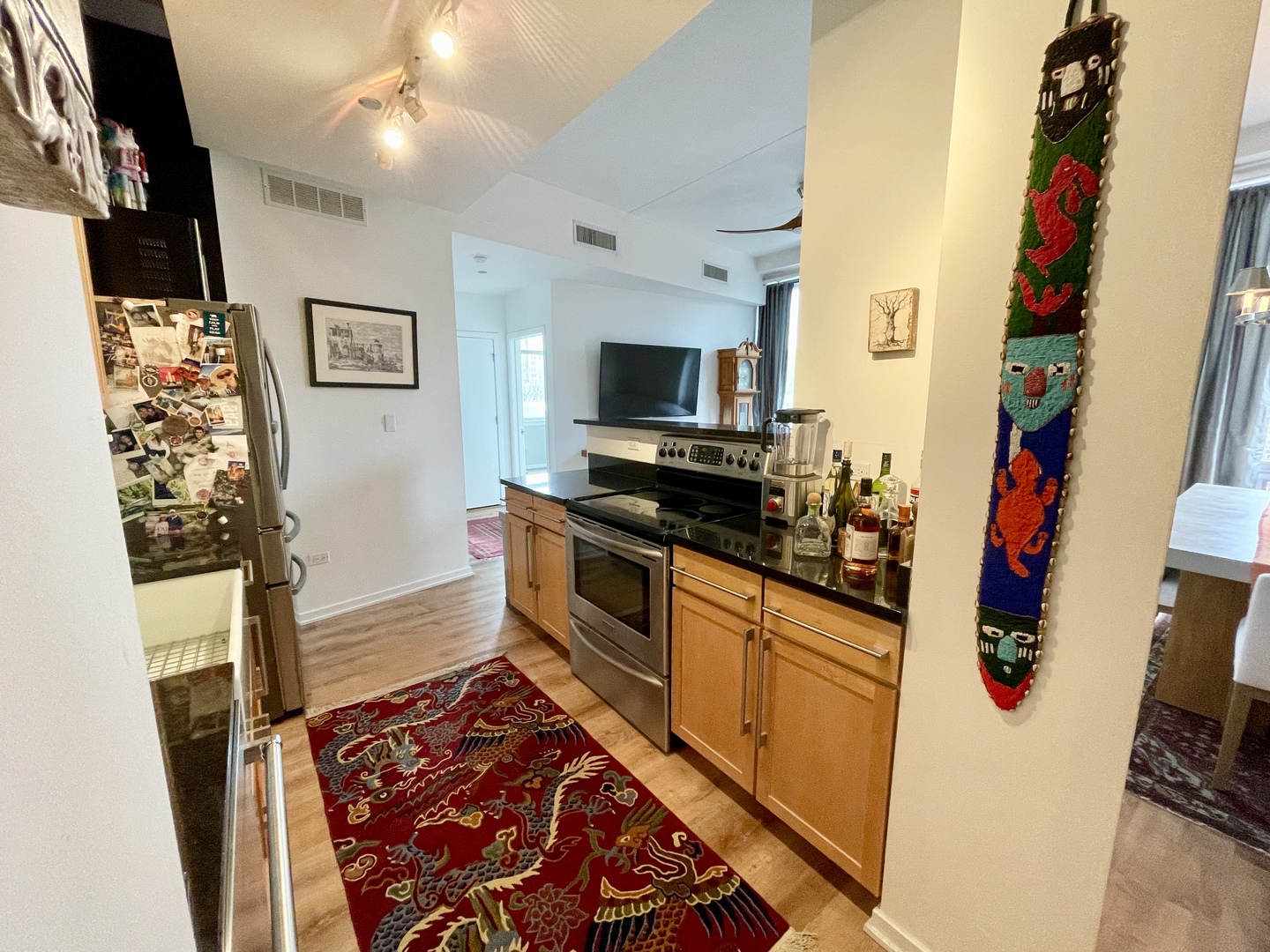 1000 W LELAND Avenue 5G