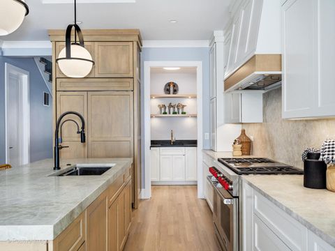 Tiny photo for 3302 N Hoyne Avenue, Chicago, IL 60618 (MLS # 12477861)