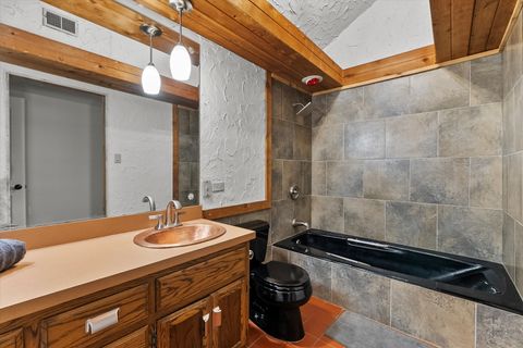 Tiny photo for 11905 S Lakewood Avenue, Palos Park, IL 60464 (MLS # 12476268)