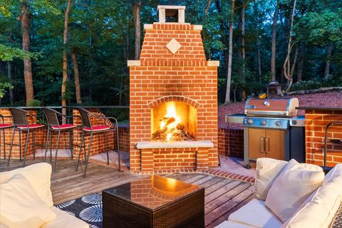 Tiny photo for 11905 S Lakewood Avenue, Palos Park, IL 60464 (MLS # 12476268)