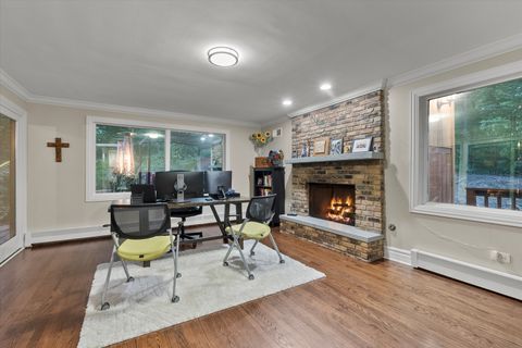 Tiny photo for 11905 S Lakewood Avenue, Palos Park, IL 60464 (MLS # 12476268)