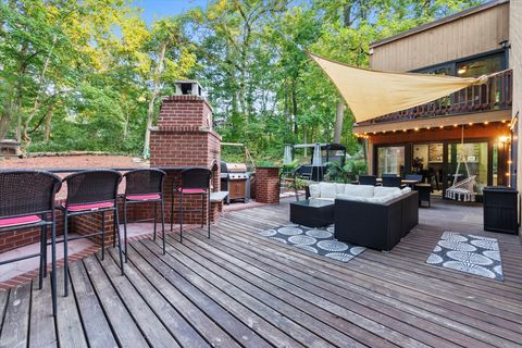 Tiny photo for 11905 S Lakewood Avenue, Palos Park, IL 60464 (MLS # 12476268)