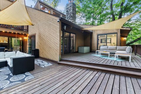 Tiny photo for 11905 S Lakewood Avenue, Palos Park, IL 60464 (MLS # 12476268)