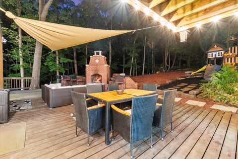 Tiny photo for 11905 S Lakewood Avenue, Palos Park, IL 60464 (MLS # 12476268)