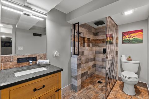 Tiny photo for 11905 S Lakewood Avenue, Palos Park, IL 60464 (MLS # 12476268)