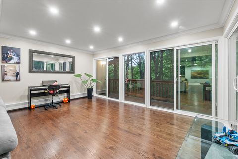 Tiny photo for 11905 S Lakewood Avenue, Palos Park, IL 60464 (MLS # 12476268)