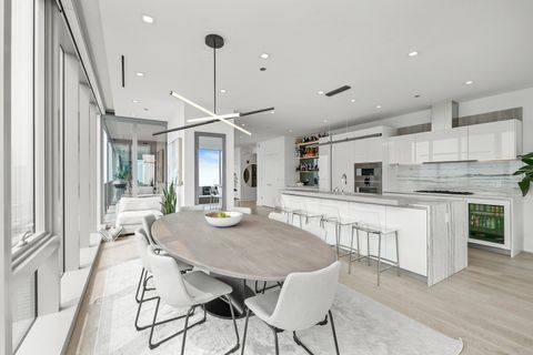 Tiny photo for 363 E Wacker Drive #5801, Chicago, IL 60601 (MLS # 11910436)