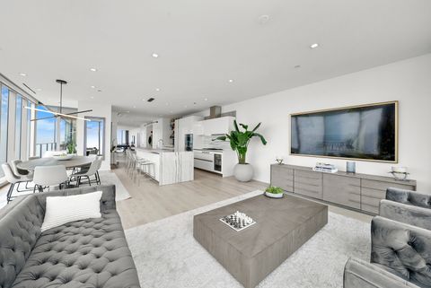 Tiny photo for 363 E Wacker Drive #5801, Chicago, IL 60601 (MLS # 11910436)