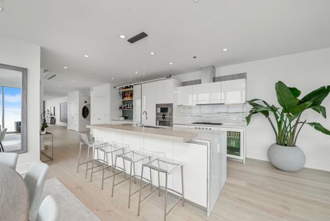 Tiny photo for 363 E Wacker Drive #5801, Chicago, IL 60601 (MLS # 11910436)