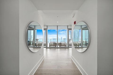 Tiny photo for 363 E Wacker Drive #5801, Chicago, IL 60601 (MLS # 11910436)