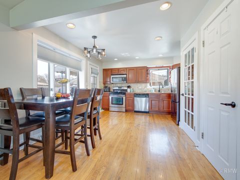 Tiny photo for 51 W ROZANNE Drive, Addison, IL 60101 (MLS # 12606343)