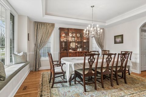 Tiny photo for 716 E Sunnyside Avenue, Libertyville, IL 60048 (MLS # 12567568)