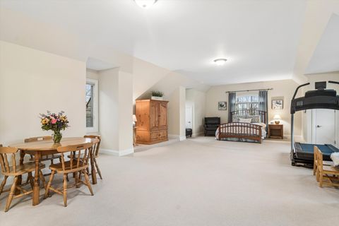 Tiny photo for 716 E Sunnyside Avenue, Libertyville, IL 60048 (MLS # 12567568)