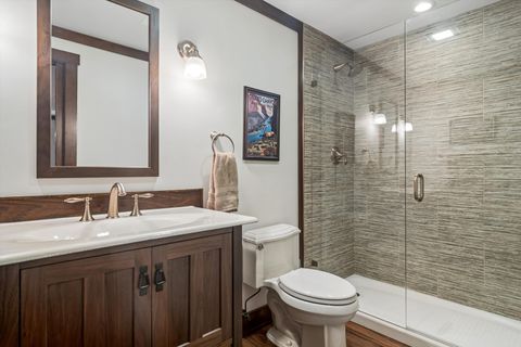 Tiny photo for 716 E Sunnyside Avenue, Libertyville, IL 60048 (MLS # 12567568)