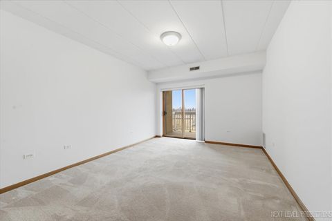 Tiny photo for 1500 S Ardmore Avenue #304, Villa Park, IL 60181 (MLS # 12580365)