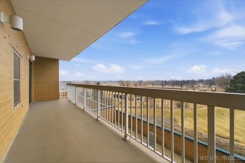 Tiny photo for 1500 S Ardmore Avenue #304, Villa Park, IL 60181 (MLS # 12580365)