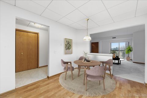 Tiny photo for 1500 S Ardmore Avenue #304, Villa Park, IL 60181 (MLS # 12580365)