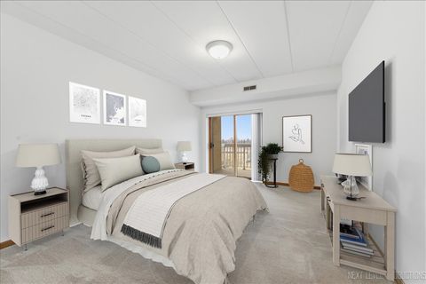 Tiny photo for 1500 S Ardmore Avenue #304, Villa Park, IL 60181 (MLS # 12580365)