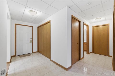 Tiny photo for 1500 S Ardmore Avenue #304, Villa Park, IL 60181 (MLS # 12580365)