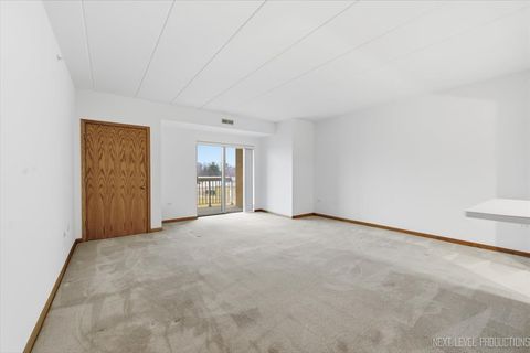 Tiny photo for 1500 S Ardmore Avenue #304, Villa Park, IL 60181 (MLS # 12580365)