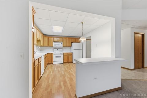 Tiny photo for 1500 S Ardmore Avenue #304, Villa Park, IL 60181 (MLS # 12580365)