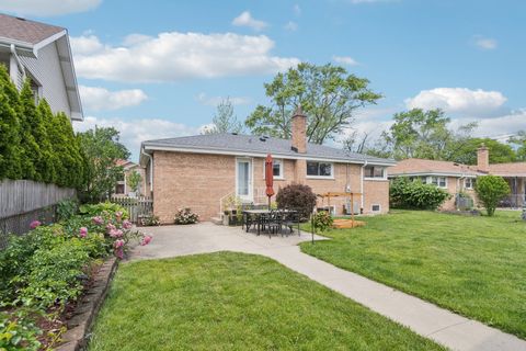 Tiny photo for 9333 Kildare Avenue, Skokie, IL 60076 (MLS # 12489382)
