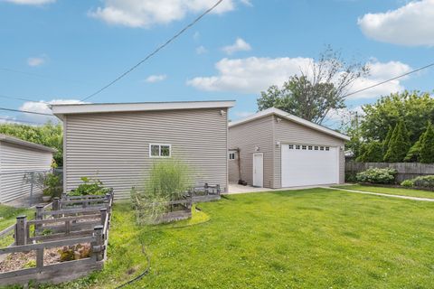 Tiny photo for 9333 Kildare Avenue, Skokie, IL 60076 (MLS # 12489382)