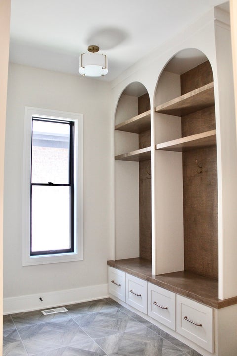 Tiny photo for 120 N Walnut Street, Elmhurst, IL 60126 (MLS # 12690965)