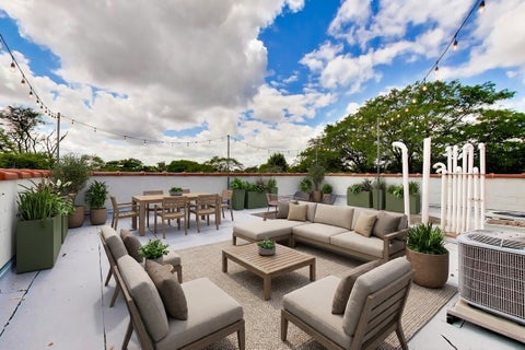 Tiny photo for 3752 W Leland Avenue #3S, Chicago, IL 60625 (MLS # 12730633)
