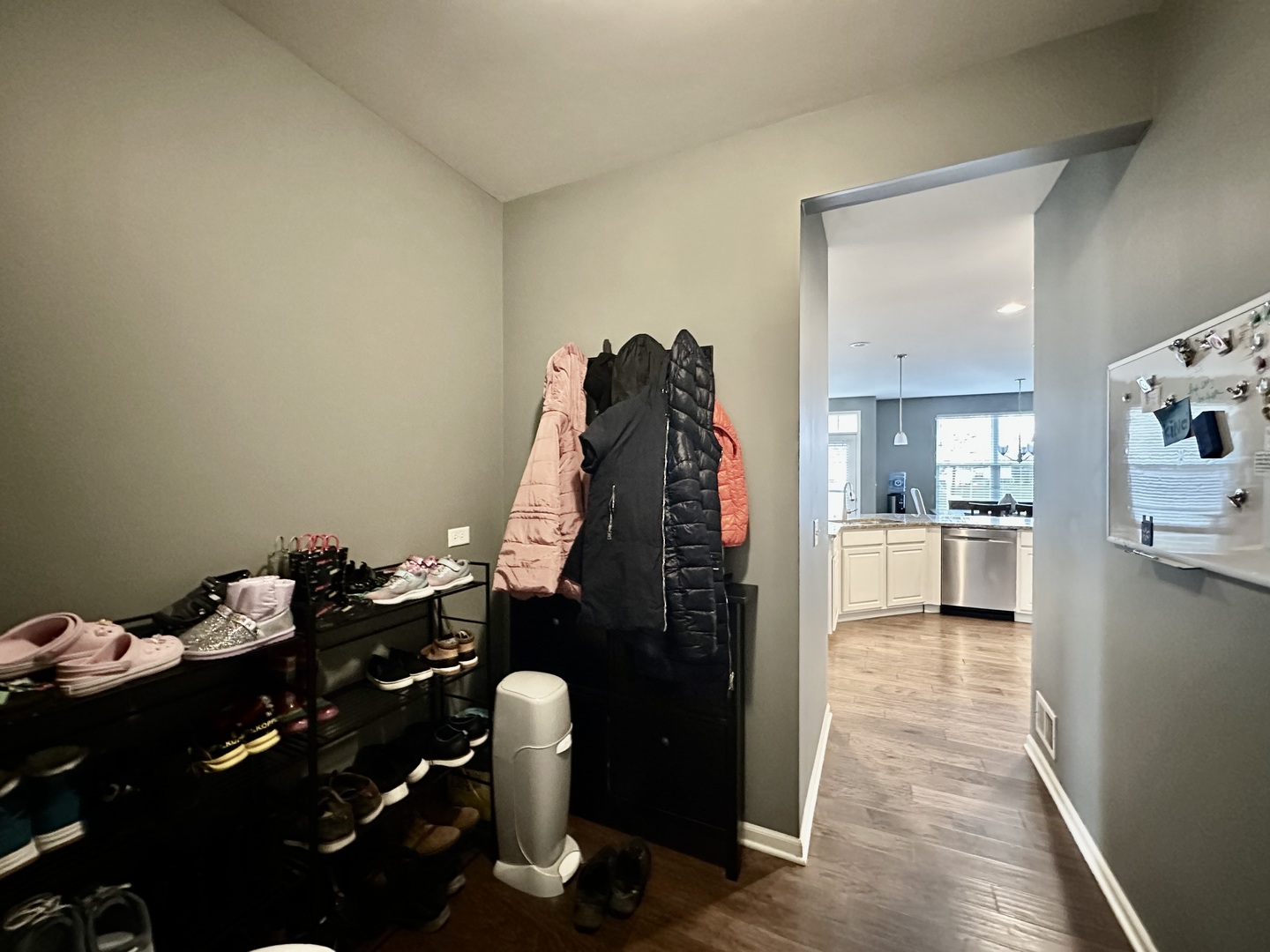 Huntley, Illinois 60142, United States, 5 Bedrooms Bedrooms, ,4 BathroomsBathrooms,Residential,Active,229082