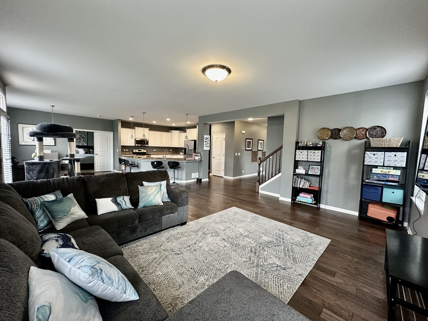 Huntley, Illinois 60142, United States, 5 Bedrooms Bedrooms, ,4 BathroomsBathrooms,Residential,Active,229082