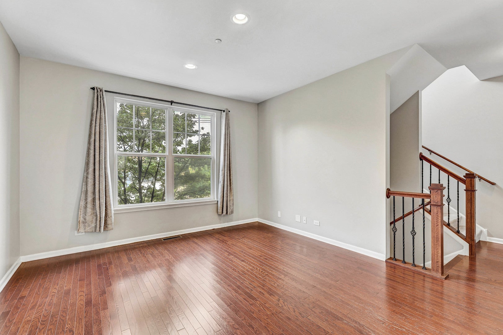 318 Laurel Avenue