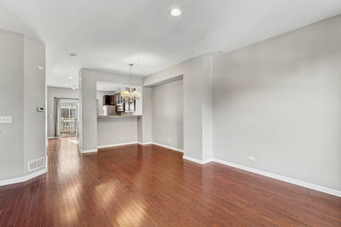 Tiny photo for 318 Laurel Avenue, Des Plaines, IL 60016 (MLS # 12747789)