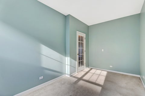Tiny photo for 318 Laurel Avenue, Des Plaines, IL 60016 (MLS # 12747789)