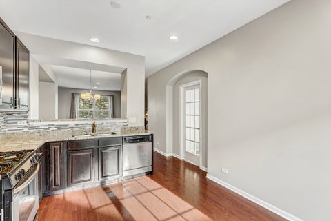 Tiny photo for 318 Laurel Avenue, Des Plaines, IL 60016 (MLS # 12747789)