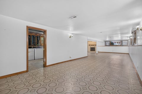 Tiny photo for 2829 W 101st Street, Evergreen Park, IL 60805 (MLS # 12791160)