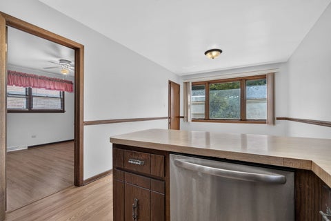 Tiny photo for 2829 W 101st Street, Evergreen Park, IL 60805 (MLS # 12791160)