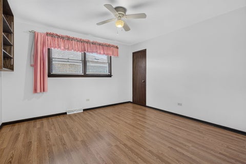 Tiny photo for 2829 W 101st Street, Evergreen Park, IL 60805 (MLS # 12791160)