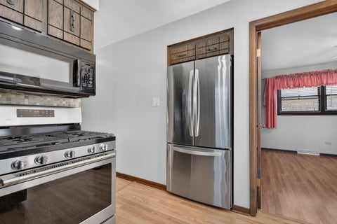 Tiny photo for 2829 W 101st Street, Evergreen Park, IL 60805 (MLS # 12791160)