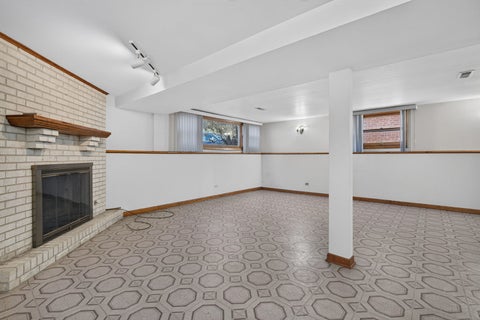 Tiny photo for 2829 W 101st Street, Evergreen Park, IL 60805 (MLS # 12791160)