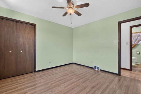 Tiny photo for 2829 W 101st Street, Evergreen Park, IL 60805 (MLS # 12791160)