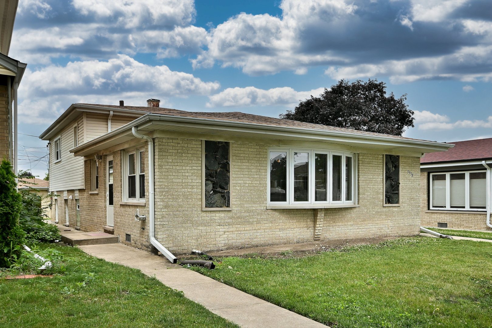 3538 Sunset Lane