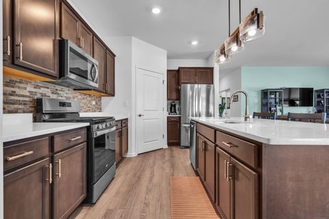 Tiny photo for 1655 Windsor Road, Pingree Grove, IL 60140 (MLS # 12489815)